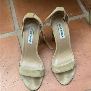 Steve madden nude suede heel